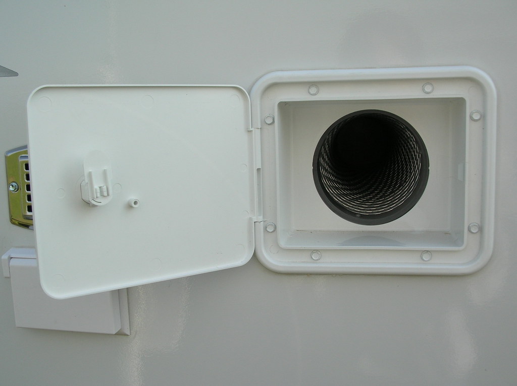 Sewer Hose Storage Open Our sewer hose stoage compartment … Flickr