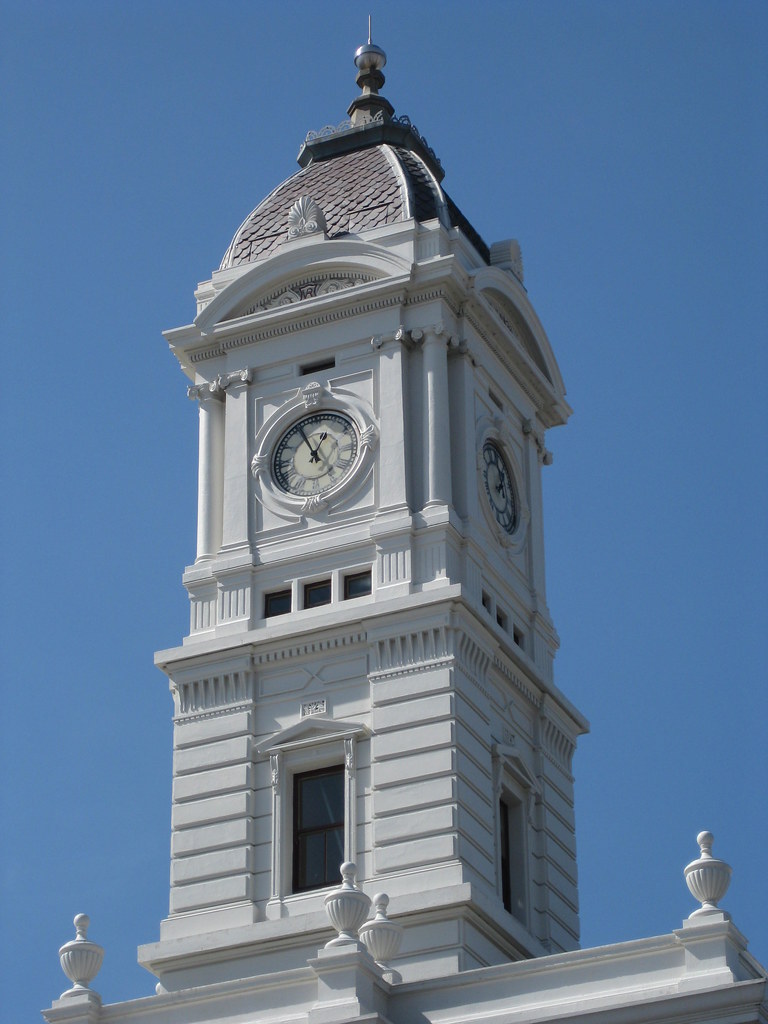 The Clock Tower of the Ballarat Railway Station Lydiard … Flickr