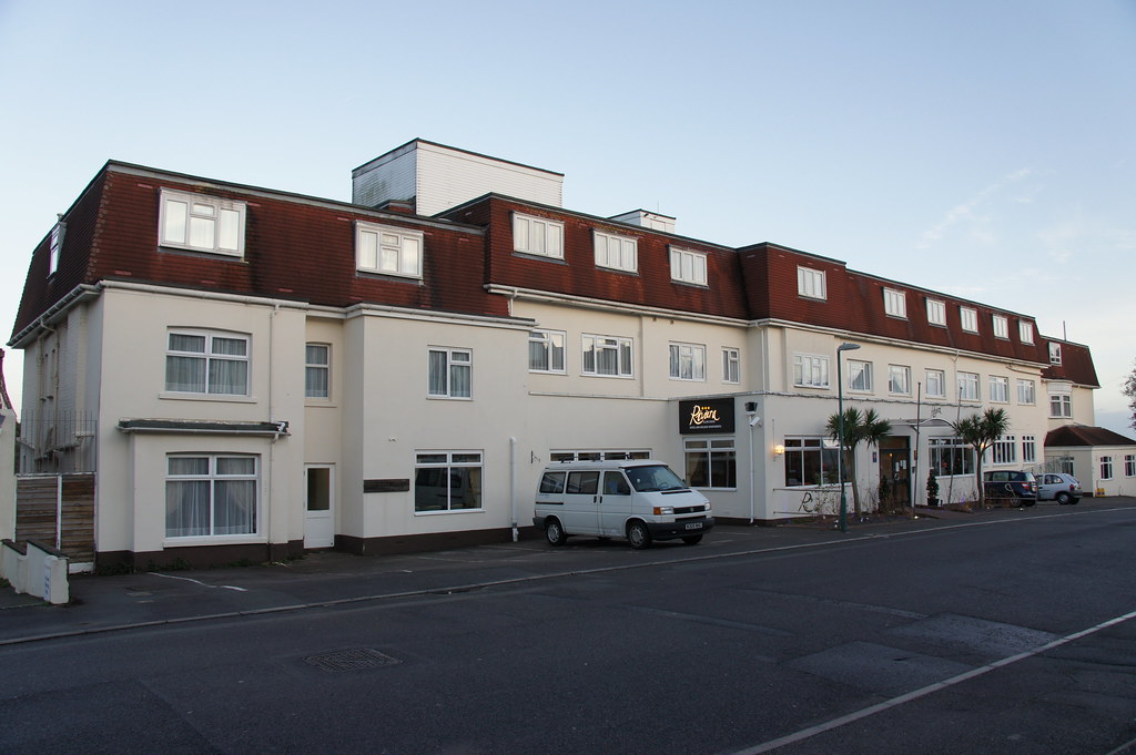 Riviera Hotel and Apartments, 1416 Burnaby Road, Westbour… Flickr