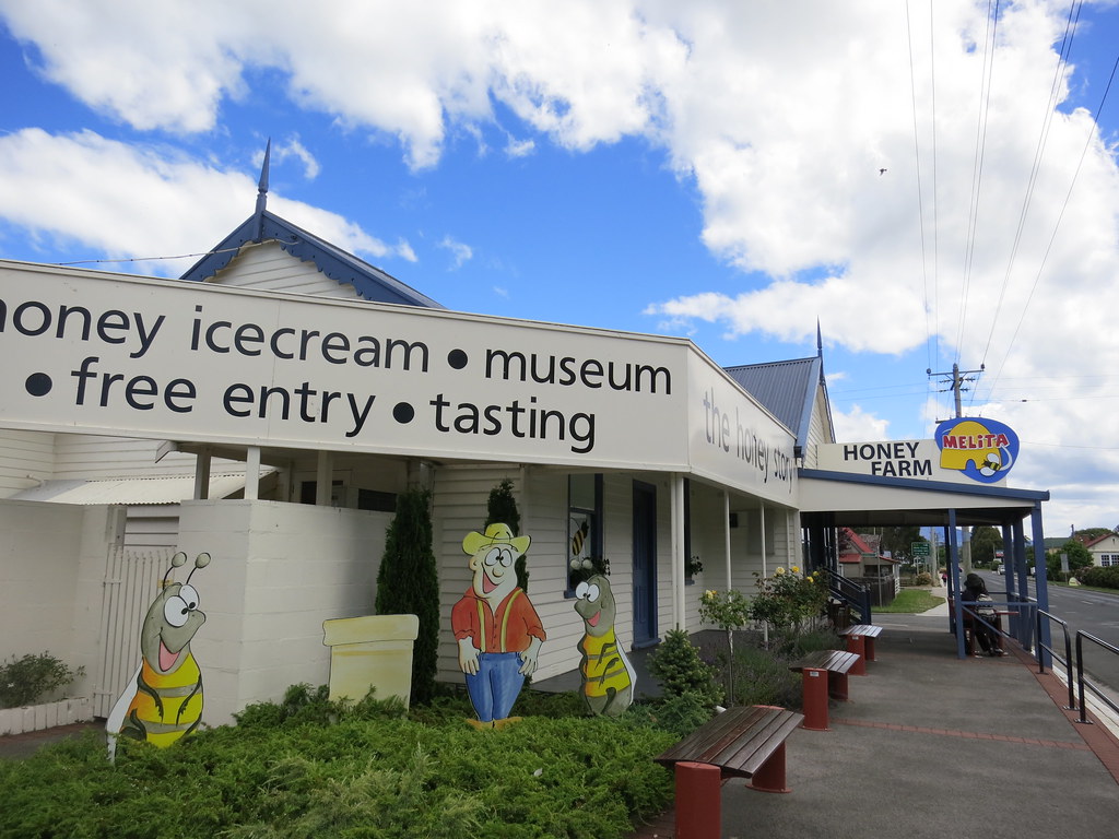 the Honey Farm IMG_0417 Hideya HAMANO Flickr