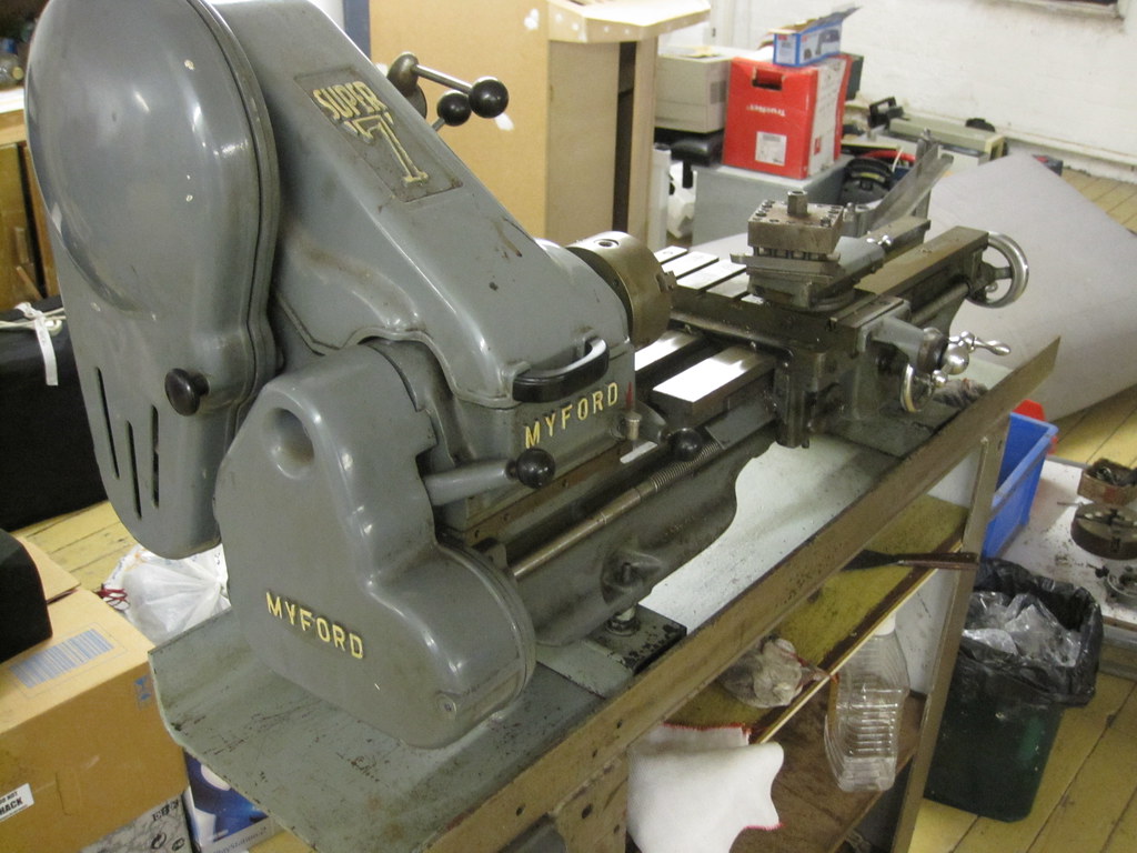 Myford arrives First pics of the new myford lathe Nottingham
