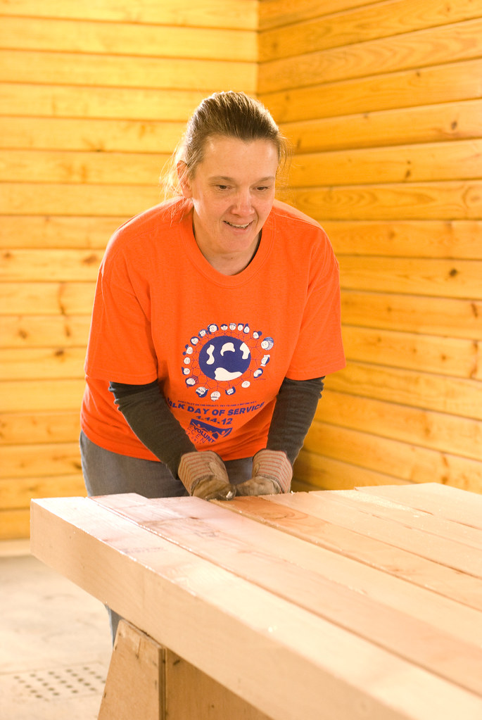 Therapeautic Equestrian Center Volunteers helped maintain … Flickr