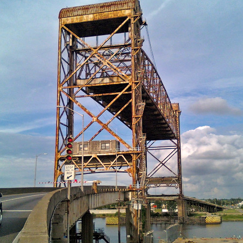 Claiborne Avenue Bridge This bridge connects the upper to … Flickr