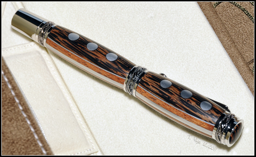 Knife Pen This is a pen I just finished up today. I was in… Flickr