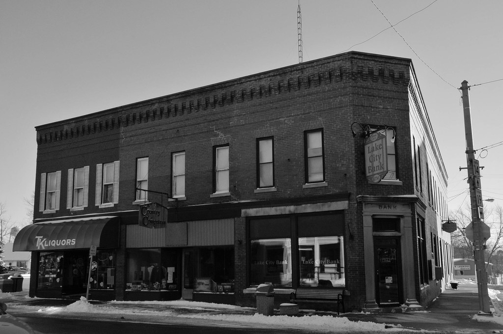 Akron stores Valerie Everett Flickr