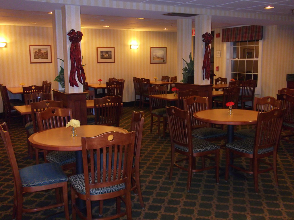 Breakfast Area Burlington LaQuinta. Mark Flickr