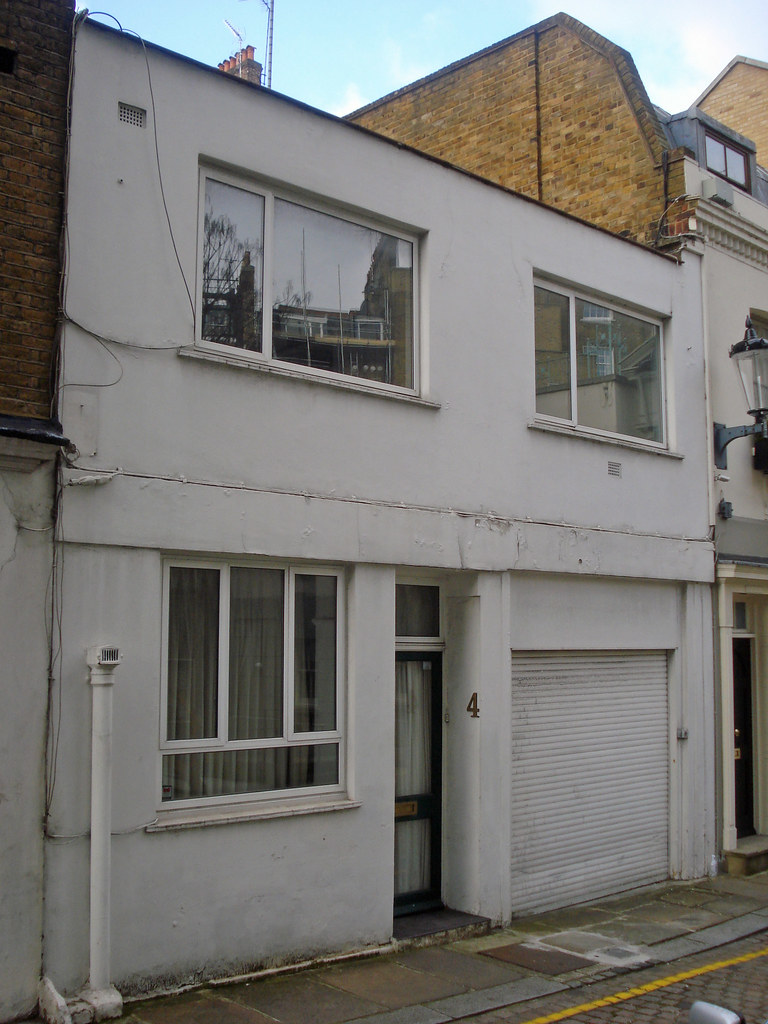 4 Cadogan Lane Judy Garland died here at the age of 47. “B… Flickr