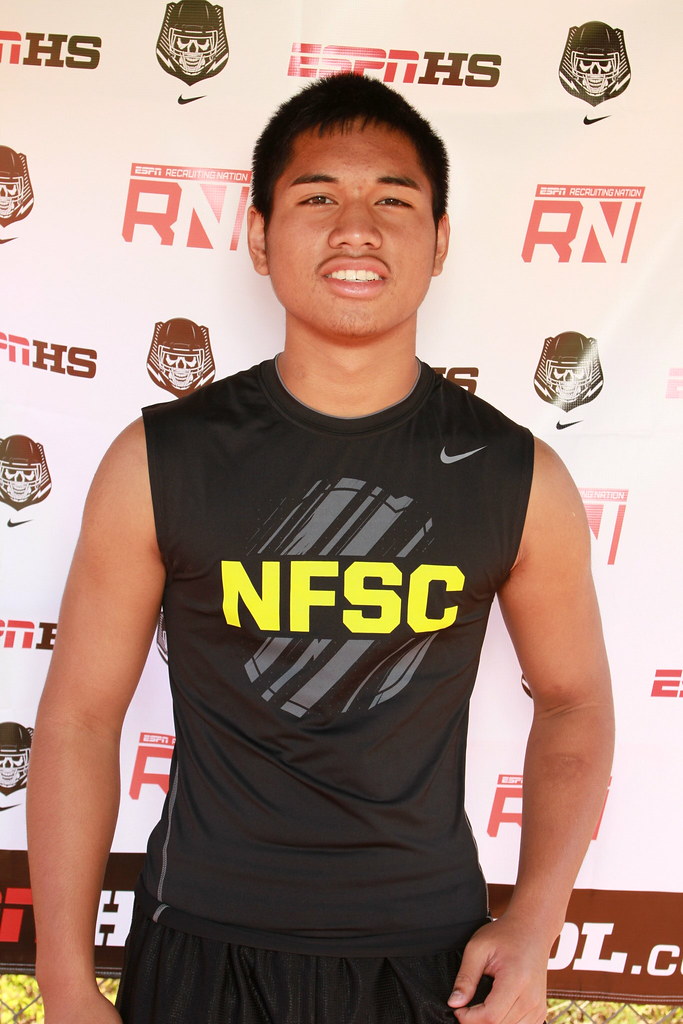 68658 HONOLULU, HI_ JAN 28, 2012 Player at the Nike Footb… Flickr