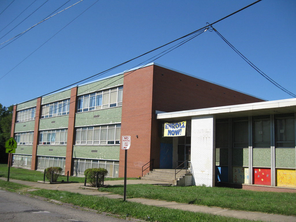 082810Roosevelt SchoolYoungstown, Ohio (3) Aaron Turner Flickr