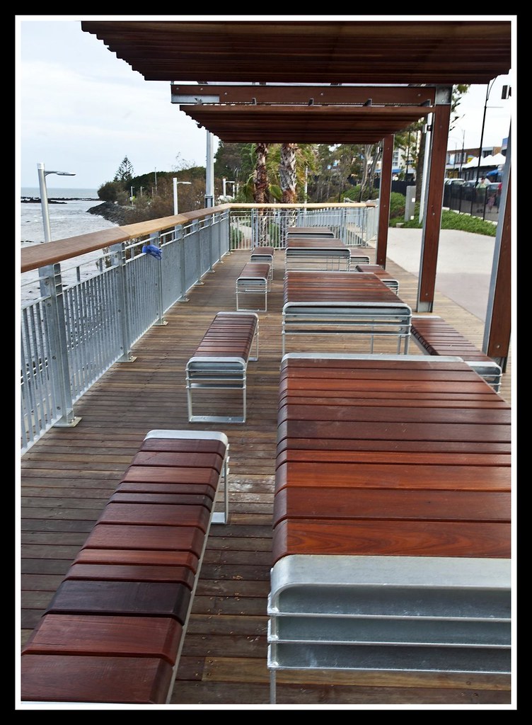 Redcliffe Seaside Village shelter1= Redcliffe Seaside Vil… Flickr