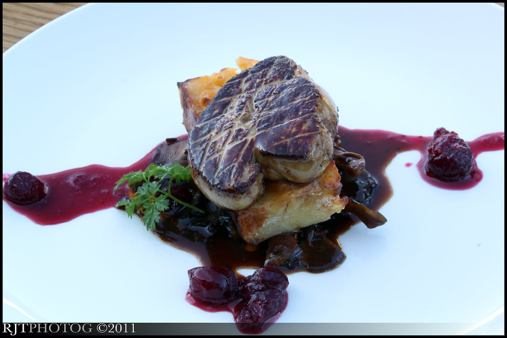Foie Gras Pan seared foie gras with apple bread pudding, m… Flickr