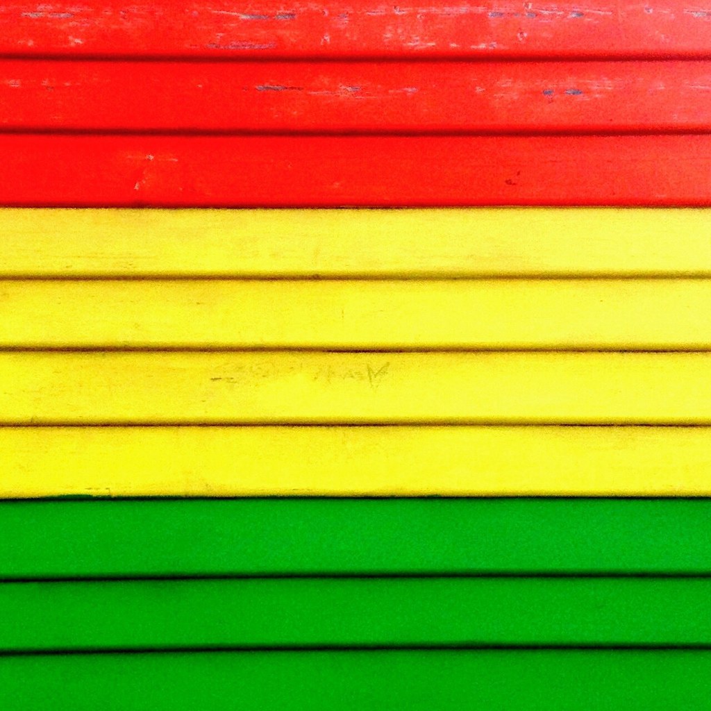 Catchy Colors Were Like My Dreams Red, Gold and Green Flickr Blog