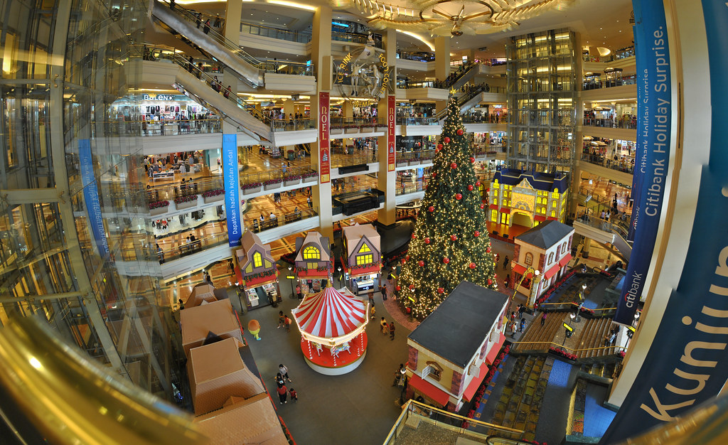 Mall Taman Anggrek Setiap Gedung Punya Cerita