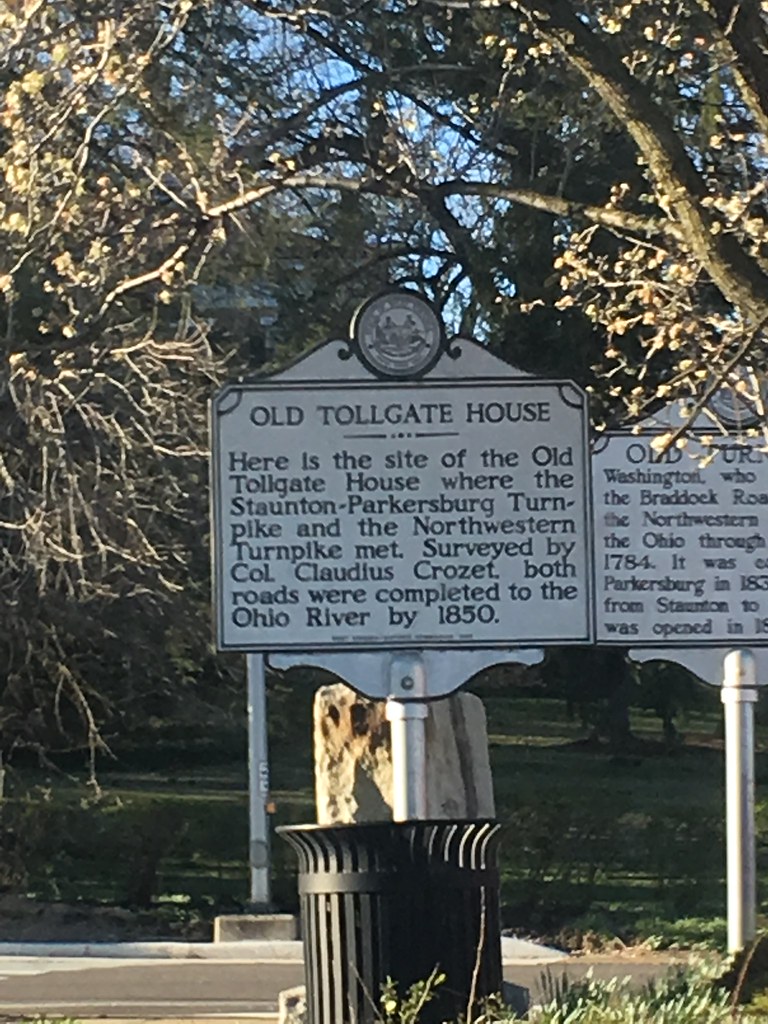 Old Tollgate House Parkersburg, WV Site of a tollgate at t… Flickr