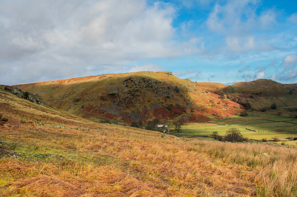 Dowthwaite Head Dowthwaite Crag overlooks the hamlet. Lake… Flickr