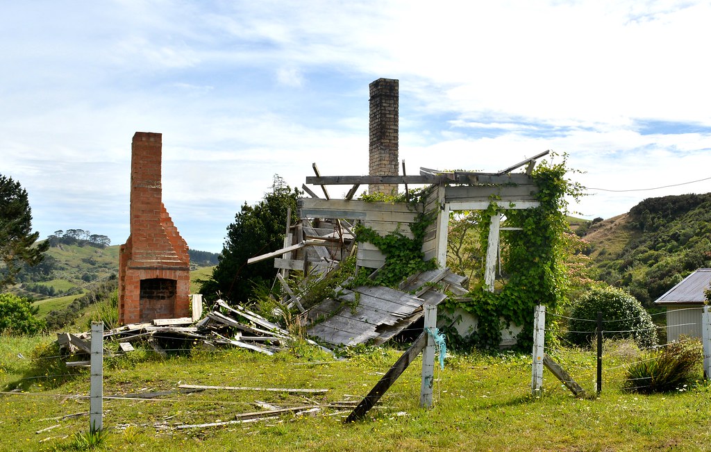 Derelict Old House At Glen Massey,New Zealand GPS 56 Flickr