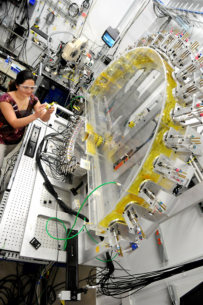Battery research at Argonne's Advanced Photon Source Flickr