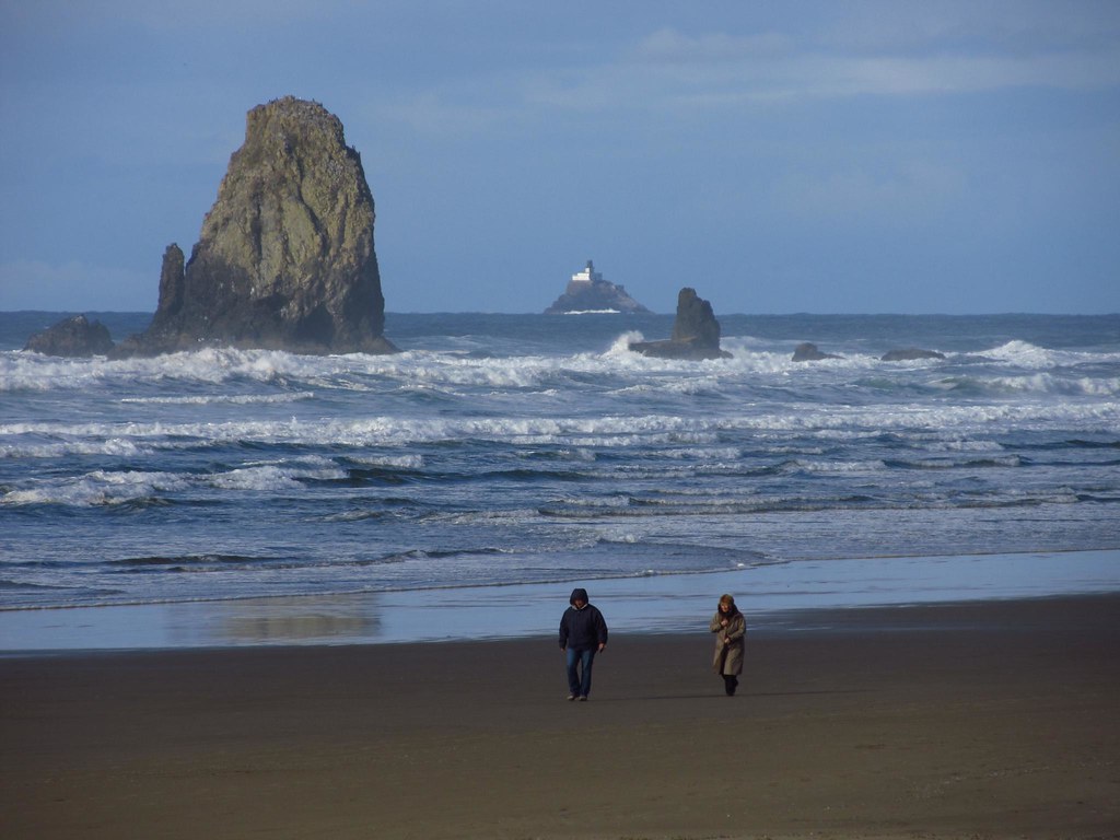 Cannon Beach, Oregon Tillamook Rock Lighthouse from Tolova… Flickr