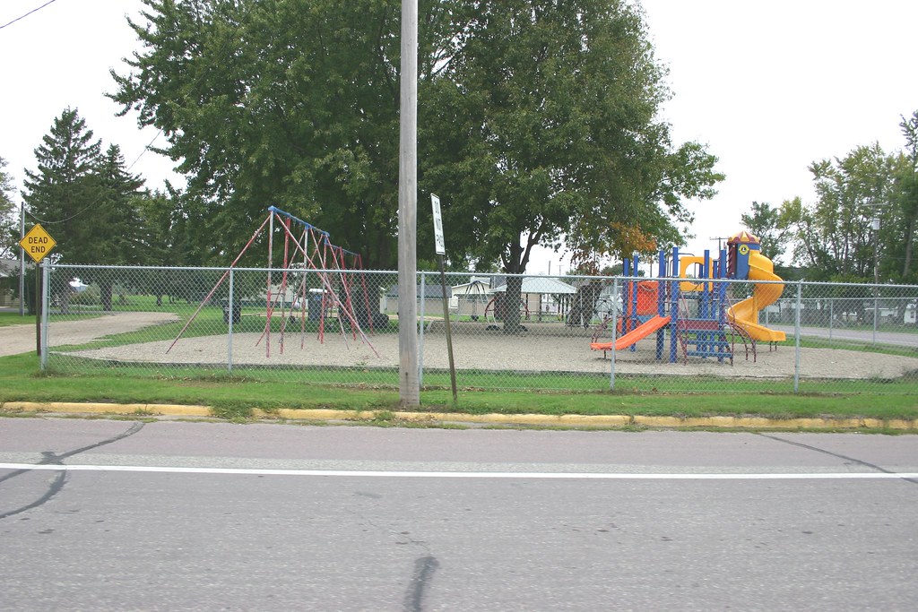 Courtland Day, 2/8/12 KNUJMediactive Flickr