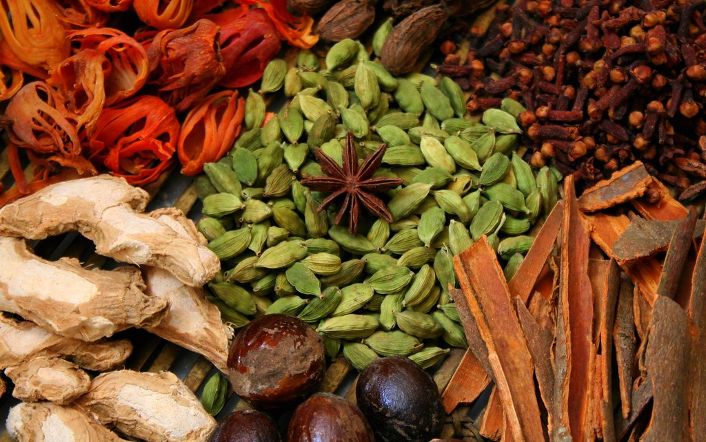 Ingredients for Garam Masala Cardamom, Cinnamon, Clove, Nu… Flickr