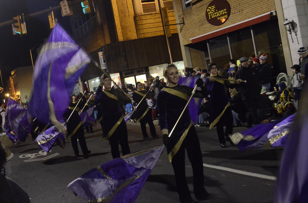 Harrisonburg Christmas Parade JMU Marching Royal Dukes at … Flickr