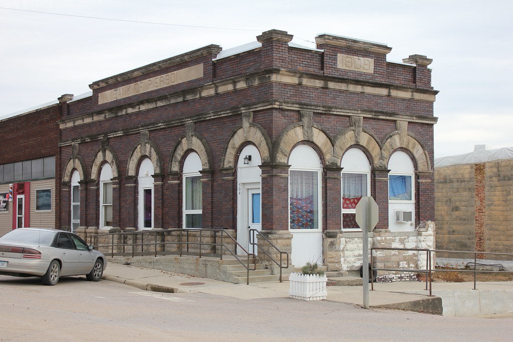 Bank of Pierson Building Pierson, IA Tom McLaughlin Flickr