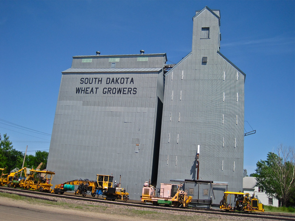Elevator, Redfield, SD The South Dakota Wheat Growers grai… Flickr