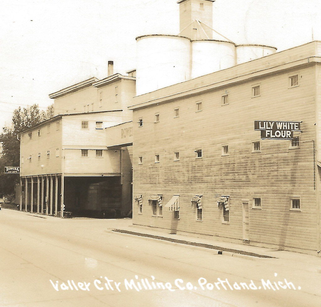 SW Portland MI RPPC 1940 Valley City Milling Co Mill with … Flickr