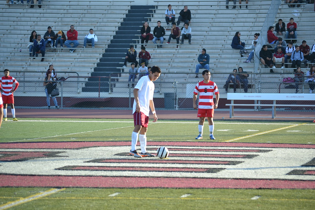 Whittier HIgh School vs. Bell Gardens Whittier HIgh School… Flickr
