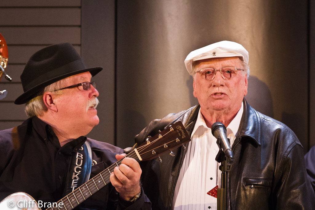 Lard Bucket Bluegrass Band 7 Robert Cunningham on left … Flickr