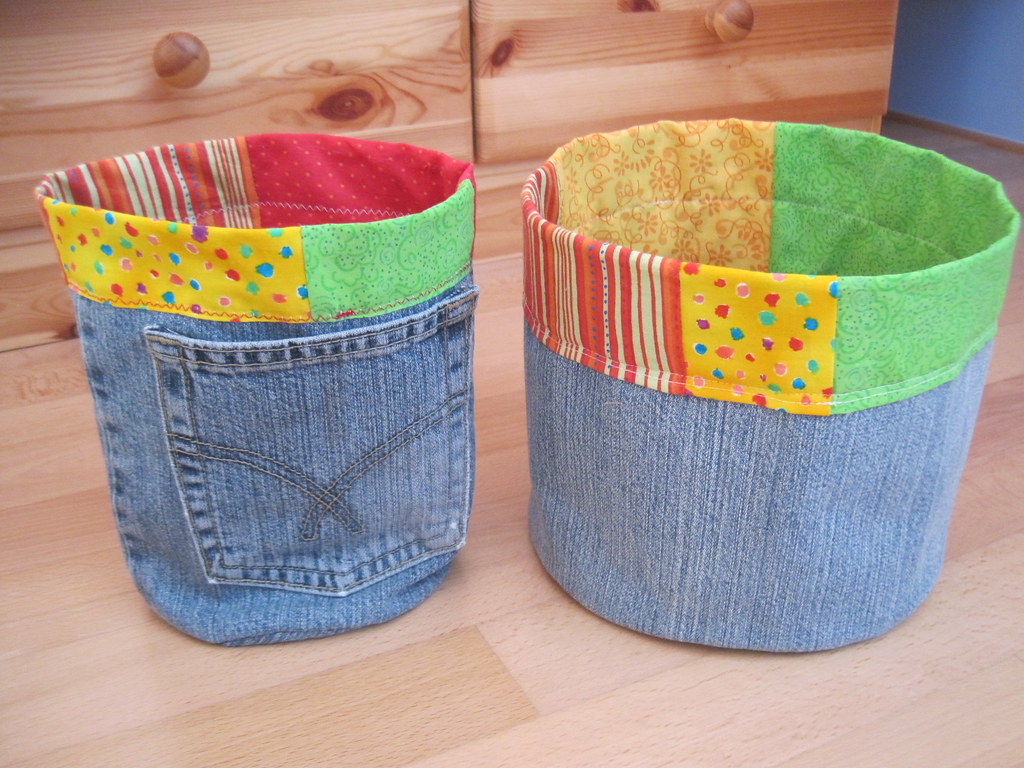 fabric buckets made from recycled jean legs blogged Sonja Flickr
