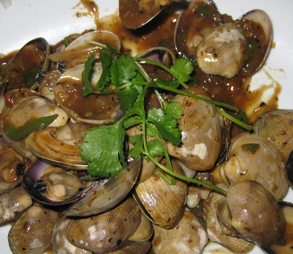 Clams in Black Bean Sauce annesstuff Flickr