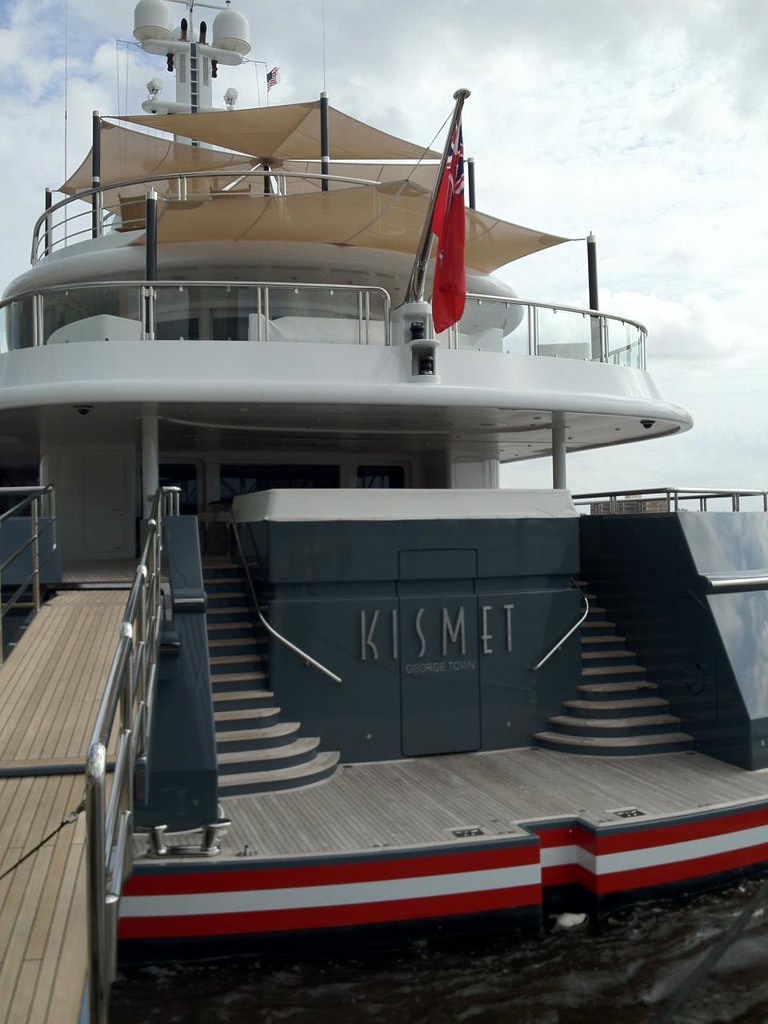 Kismet The private yacht of Jacksonville Jaguars owner Sha… Flickr