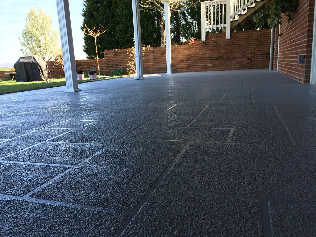 Sprayed concrete overlay. Slate pattern stained with pewte… Flickr