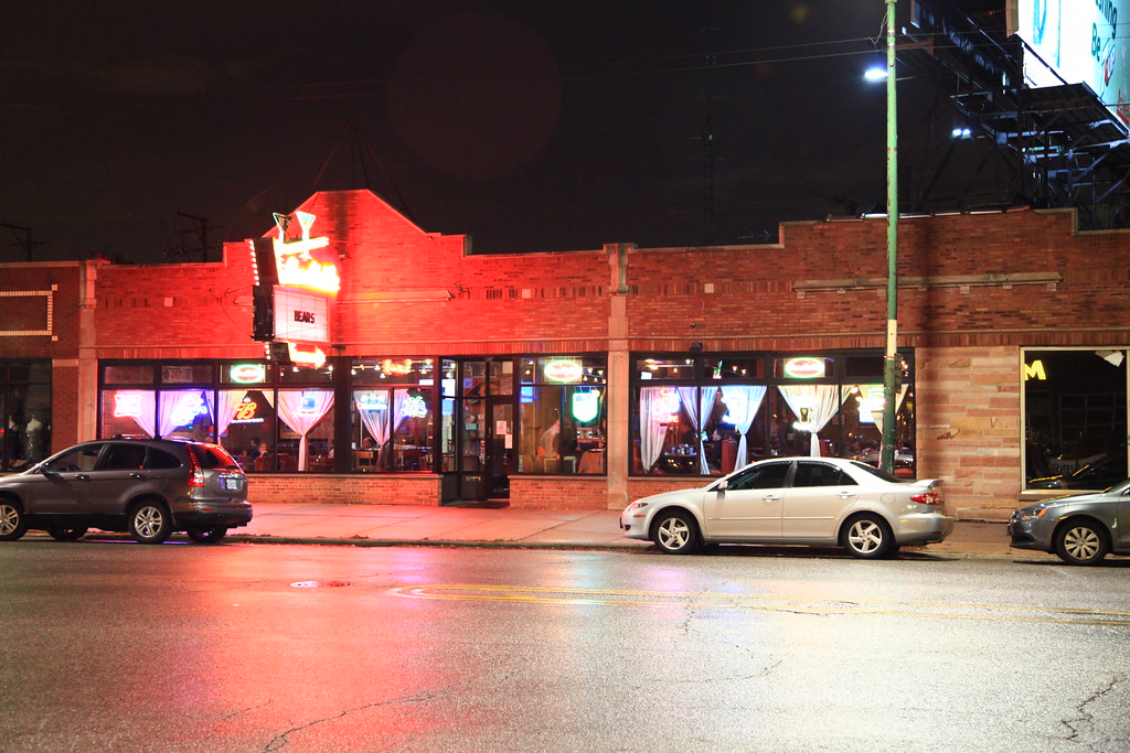Candlelite Chicago restaurant and sports bar in Rogers Par… Flickr