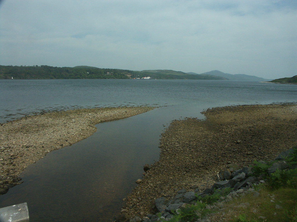 20060719 034 Abhainn Mhor, McDougall's Bay Minolta DSC Martyn