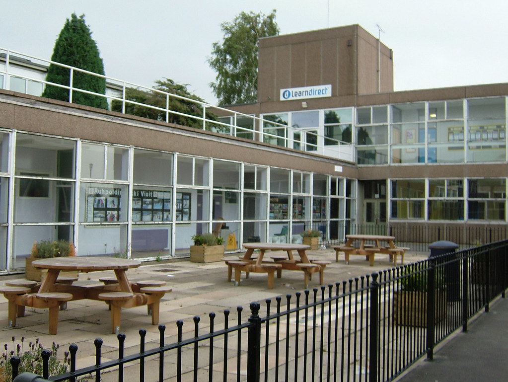 Swinton Community School Library, Language & Seating Are… Flickr