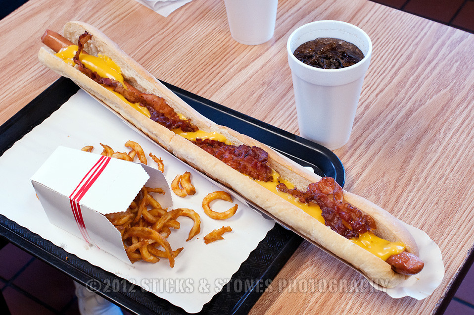 doogies2foothotdog0947 R.I.P. Doogie's Grote and Wieg… Flickr