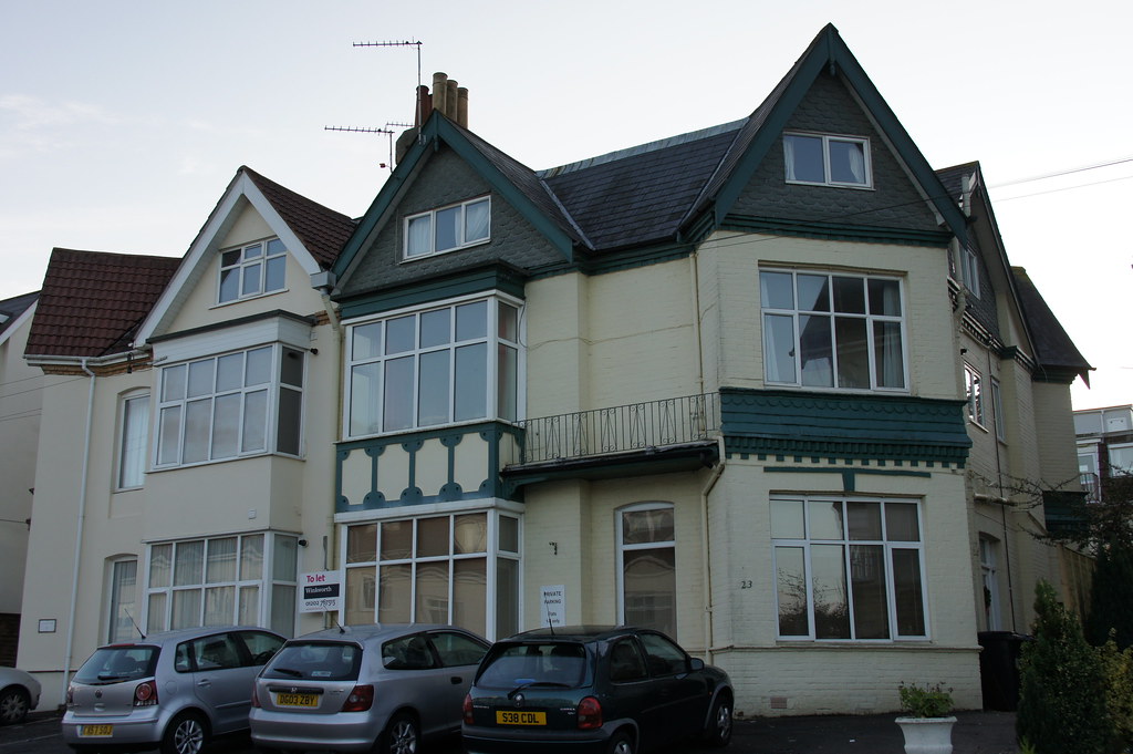 Highview (St Arvan's, High View Hotel 21) and Digby Hous… Flickr