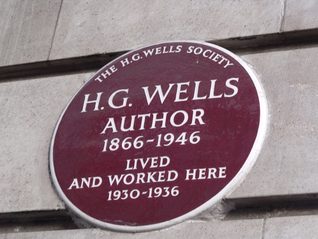 Chiltern Court, Baker Street, London red plaque H.G. Wells a photo