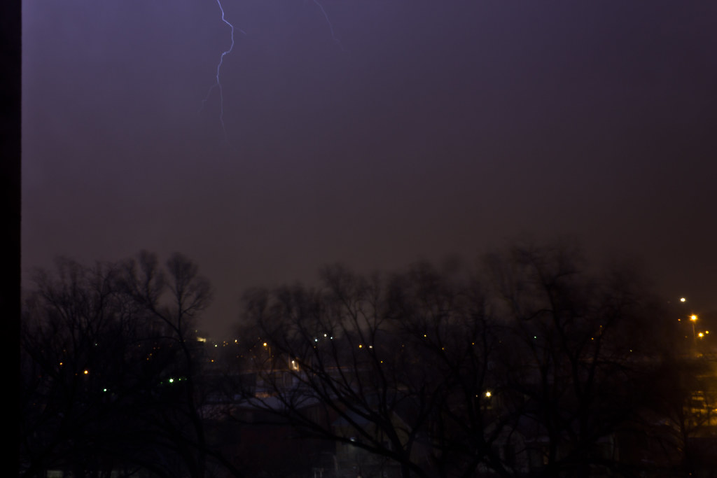 lightning 1 lightning over I35 in east of downtown Austi… Flickr