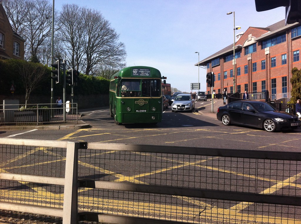 NLE600 Farnham Road, Guildford. Chris Errett Flickr