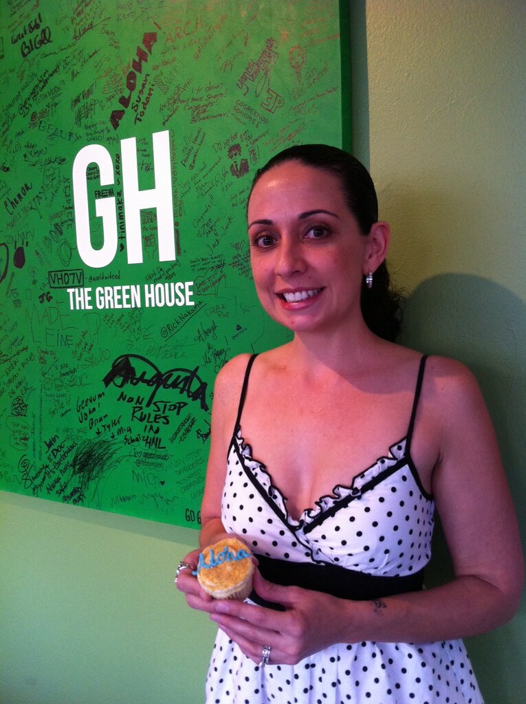 Angel of Angel Cakes Hawaii See Cupcakes Take the Cake for… Flickr