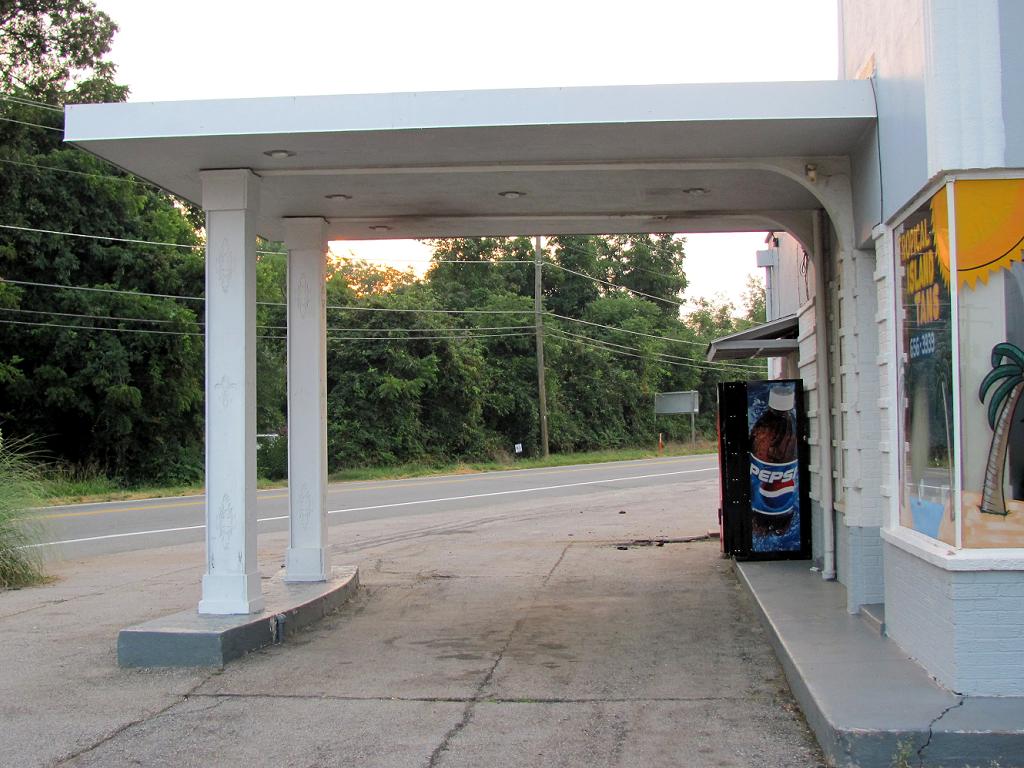 Gretna Gas Station 3 This is a creative commons image, whi… Flickr