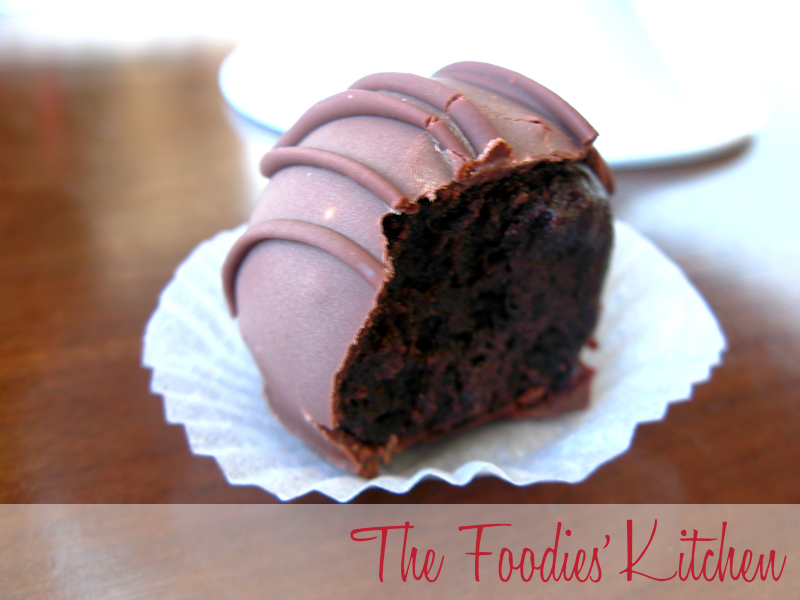 Chocolate Cake Balls The Foodies' Kitchen