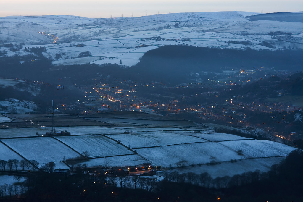 Todmorden The town of Todmorden after sunset as seen from … Flickr
