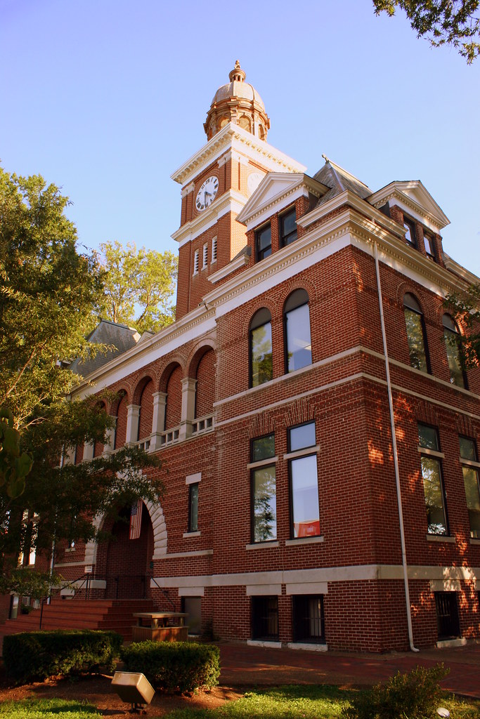 Henry County Courthouse Corner Paris, TN This Courthouse … Flickr