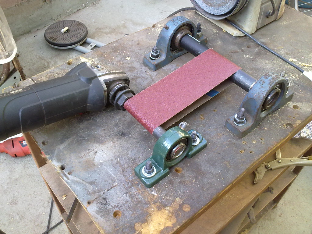 Belt grinder tube notcher Rodrigo_MR Flickr