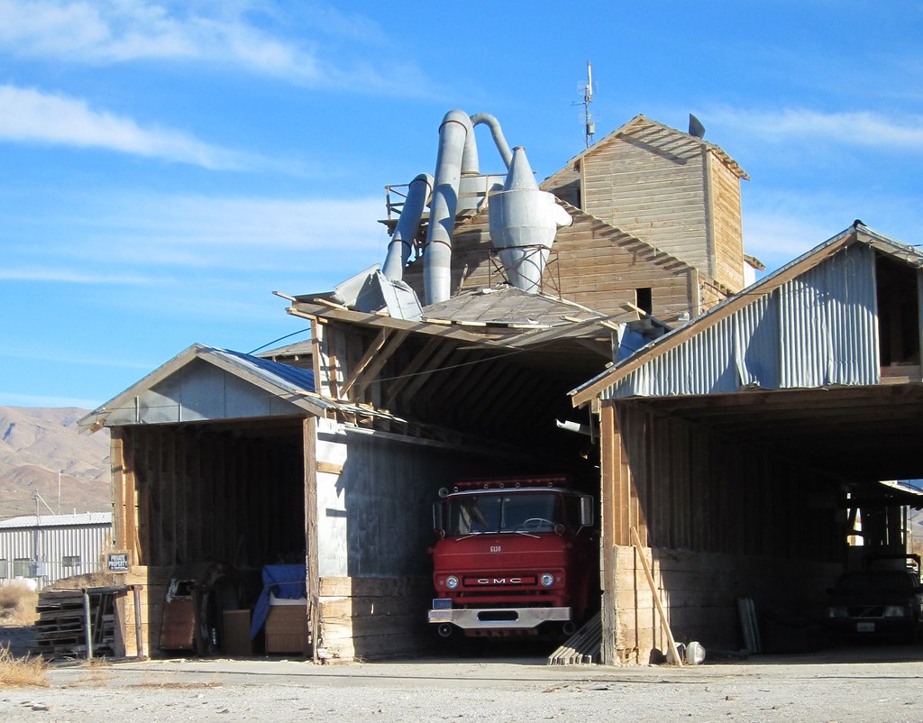 Keeler CA 1655a Taken in Keeler, CA. Don Barrett Flickr