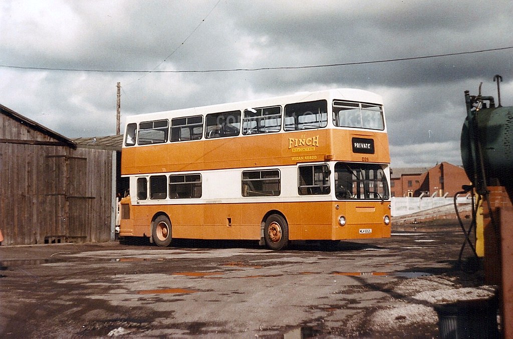 Finch, Wigan MLK652L Parked under a threatening sky at the… Flickr